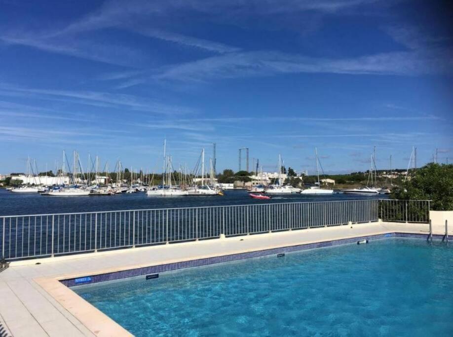 Appartement Avec Balcon, Vue Mer, Piscine, Parking Agde Dış mekan fotoğraf