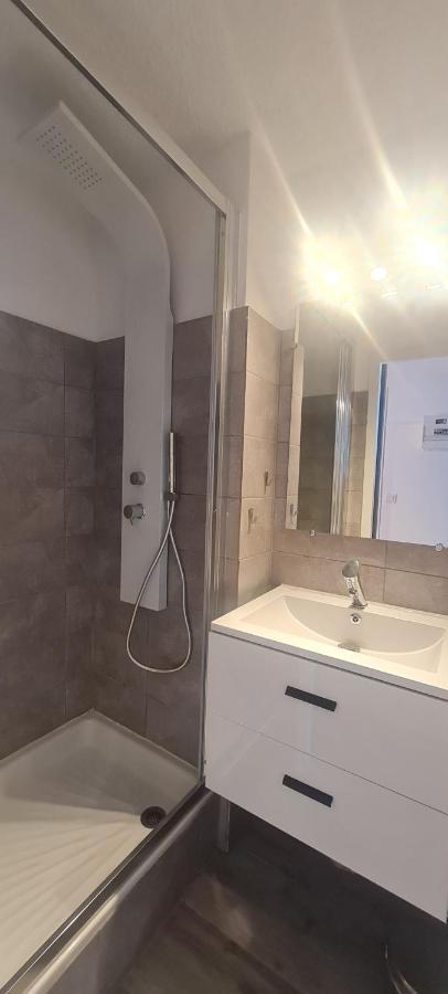 Appartement Avec Balcon, Vue Mer, Piscine, Parking Agde Dış mekan fotoğraf